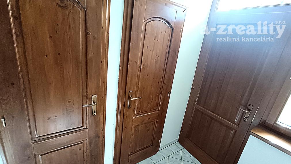 Predaj luxusného rodinného domu v TOP lokalite Nových Zámkov