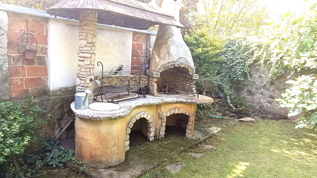 Predaj luxusného rodinného domu v TOP lokalite Nových Zámkov