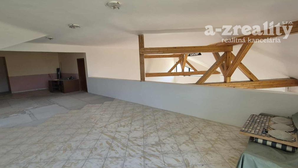 Komerčný objekt na predaj pri Komárne