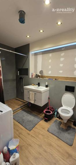 Komerčný objekt na predaj pri Komárne