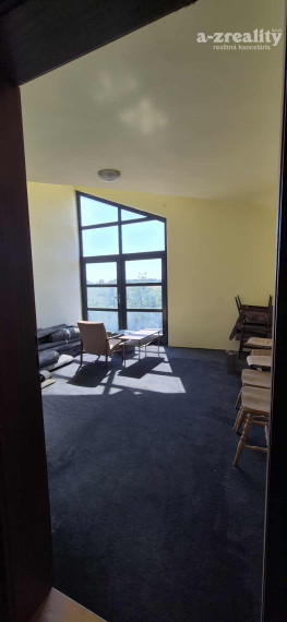 Komerčný objekt na predaj pri Komárne