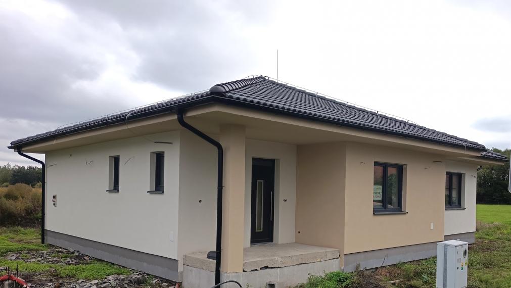 ZNÍŽENÁ CENA - Na predaj 2 novostavby-holodomy v Nesvadoch