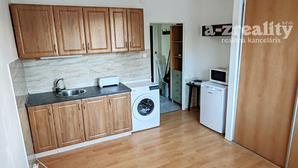 Na prenájom garsónka v Komárne