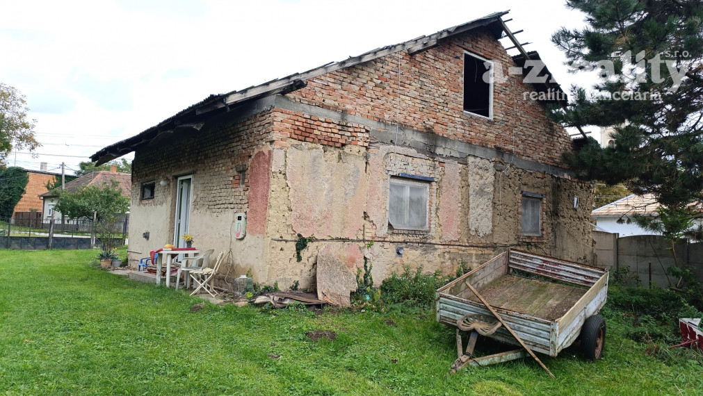 Na predaj starší rodinný dom s podkrovím v obci Gbelce