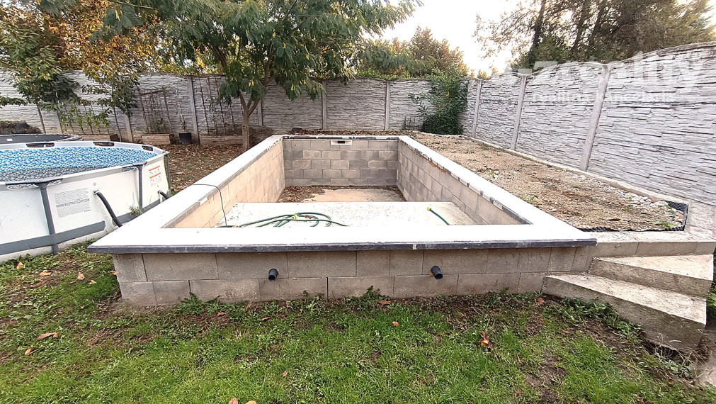 Na predaj čiastočne zrekonštruovaný rodinný dom v Jatove