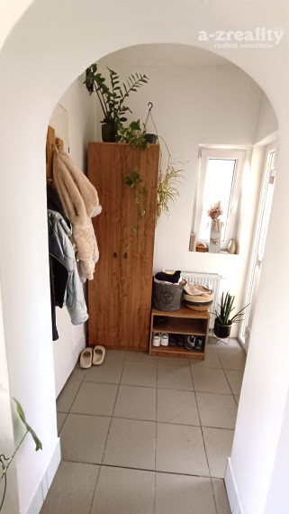 Na predaj čiastočne zrekonštruovaný rodinný dom v Jatove