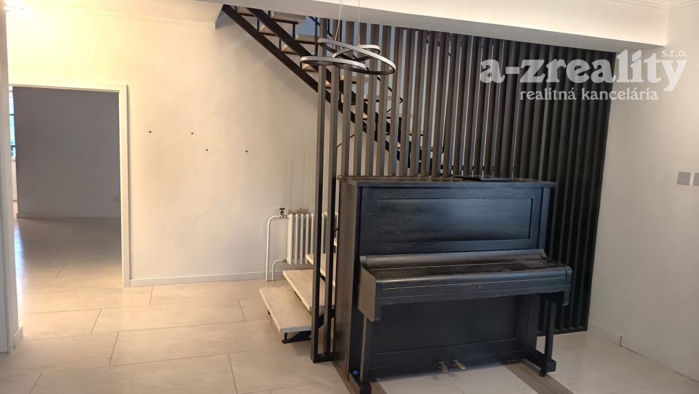 Na predaj rodinný dom v obci Pozba