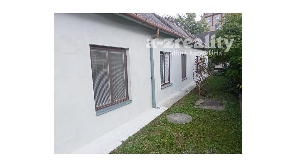 Rodinný dom na predaj v centre Komárna