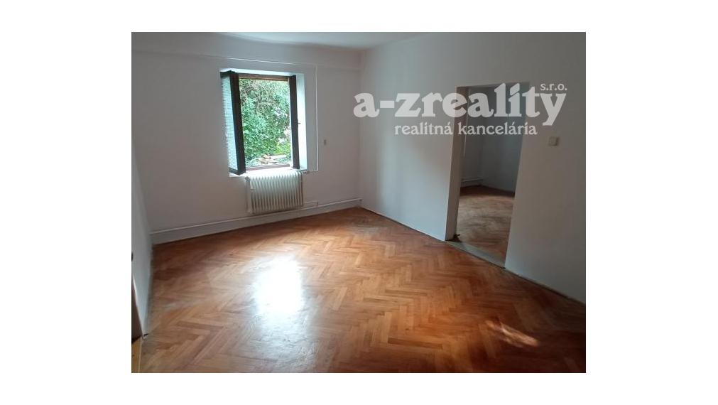 Rodinný dom na predaj v centre Komárna