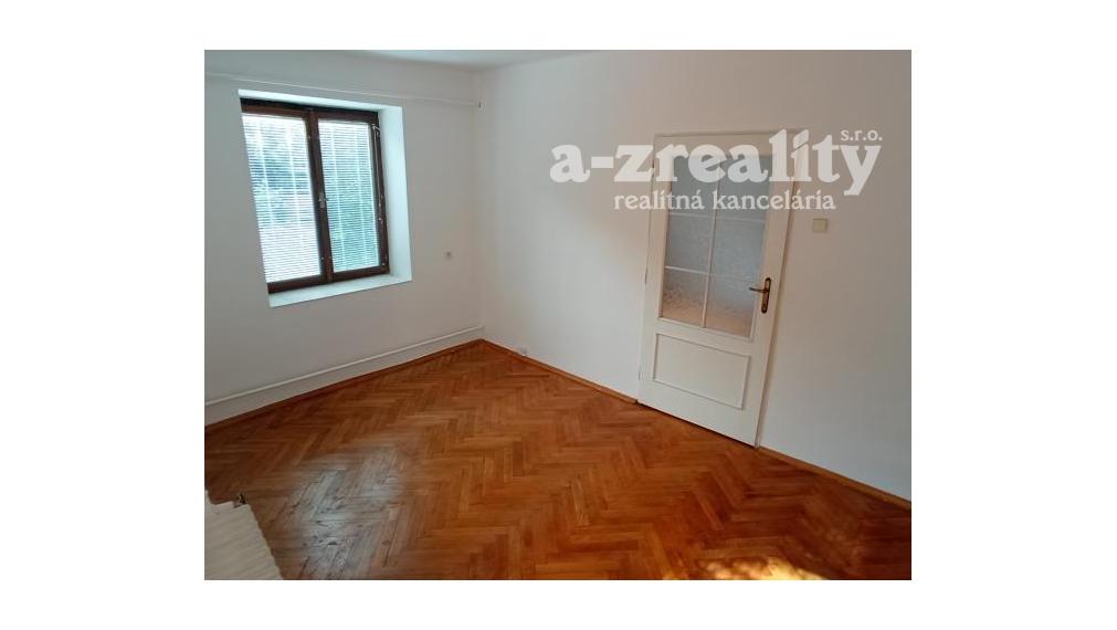 Rodinný dom na predaj v centre Komárna