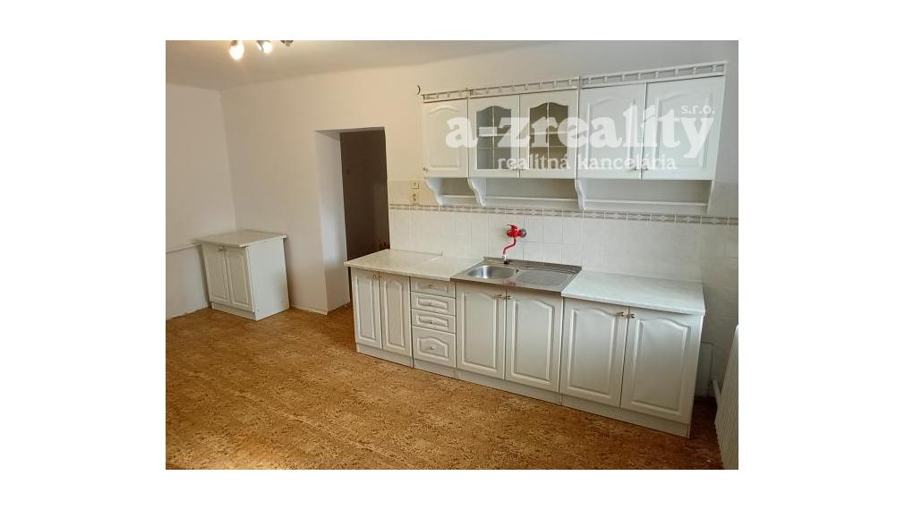 Rodinný dom na predaj v centre Komárna