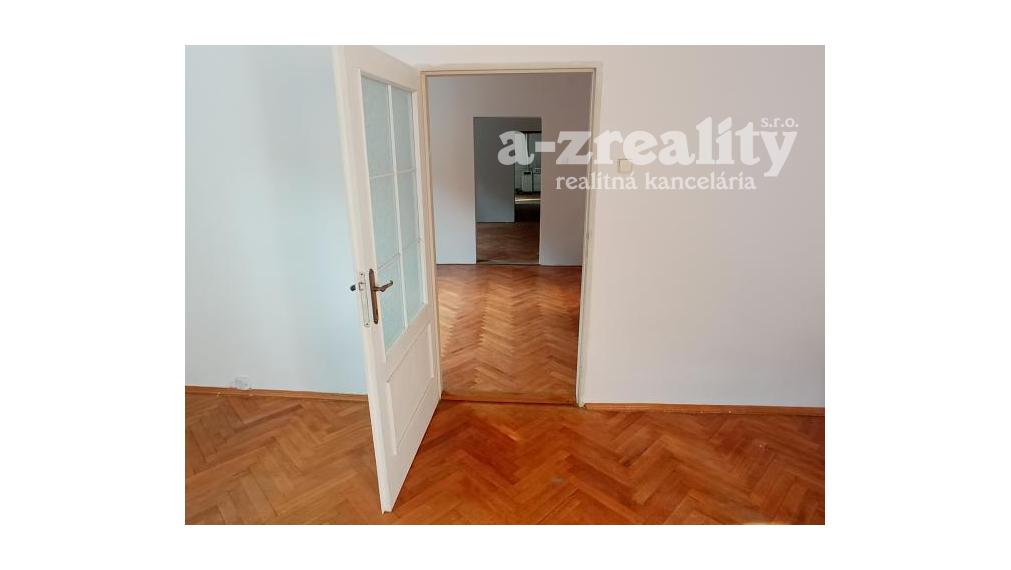 Rodinný dom na predaj v centre Komárna