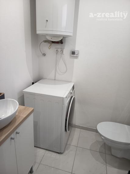 Na predaj moderný 3 izbový rodinný dom v Hurbanove