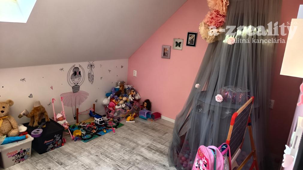 Na predaj moderný 3 izbový rodinný dom v Hurbanove