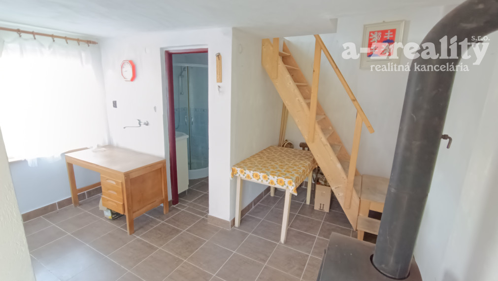 Na predaj pozemok s jazierkom v Tvrdošovciach