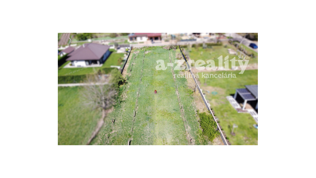 Pozemok vhodný na výstavbu na predaj v obci Šrobárová
