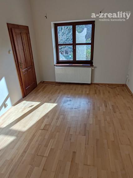 Iba u nás! Pekný  dom na prenájom pri Komárne