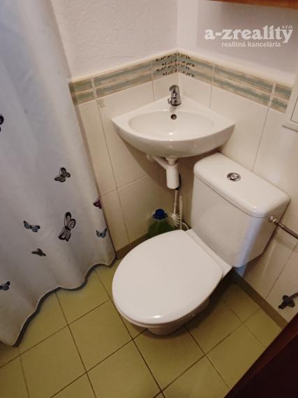 Iba u nás! Pekný  dom na prenájom pri Komárne