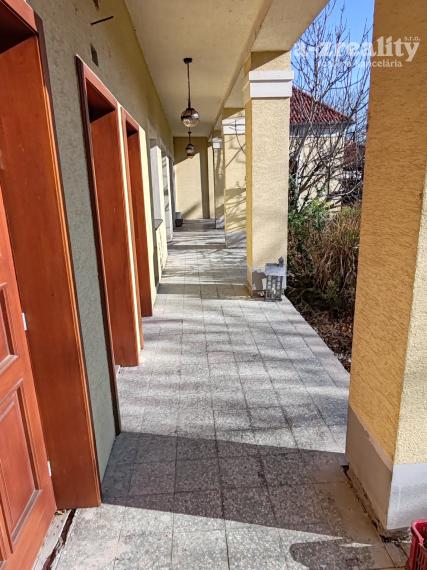 Iba u nás! Pekný  dom na prenájom pri Komárne