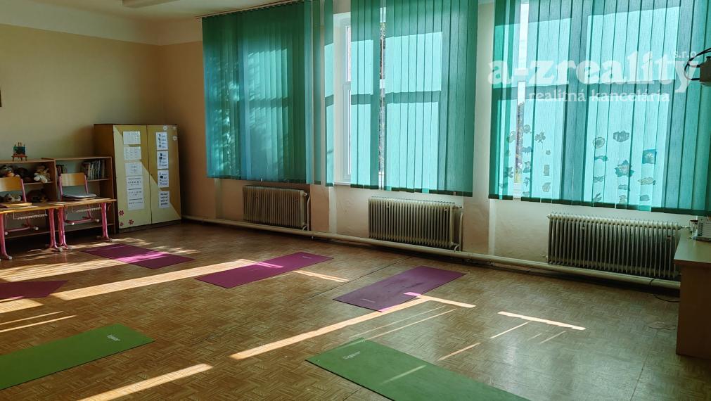 Komerčný objekt na prenájom v obci Šrobárová