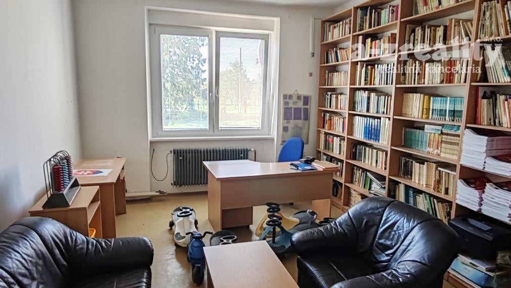 Komerčný objekt na prenájom v obci Šrobárová