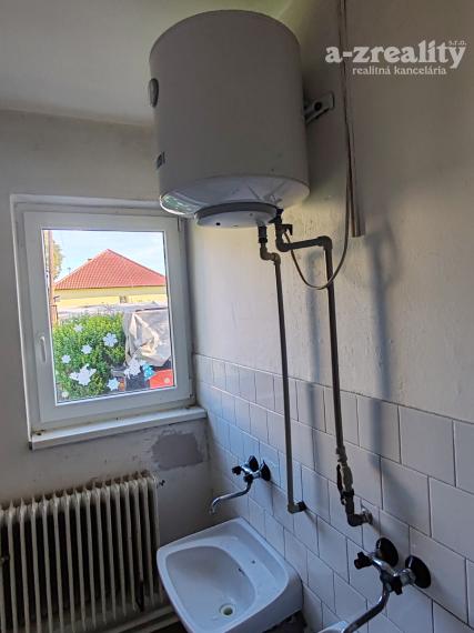 Komerčný objekt na prenájom v obci Šrobárová