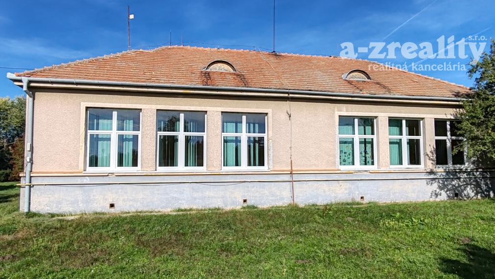 Komerčný objekt na prenájom v obci Šrobárová