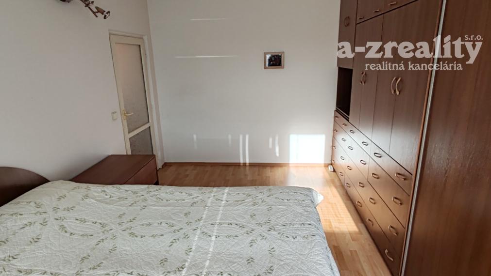 Iba u nás! 3 izbový slnečný byt na predaj v Komárne