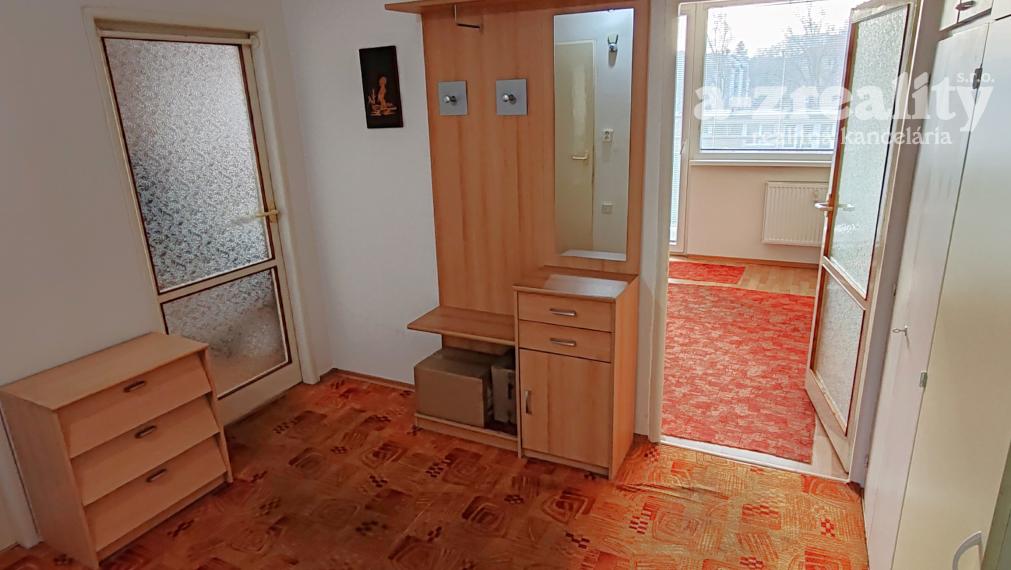 Iba u nás! 3 izbový slnečný byt na predaj v Komárne