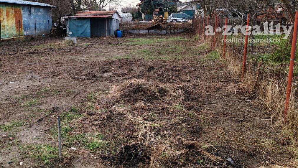 Pozemok v Komárne vhodný na výstavbu na predaj