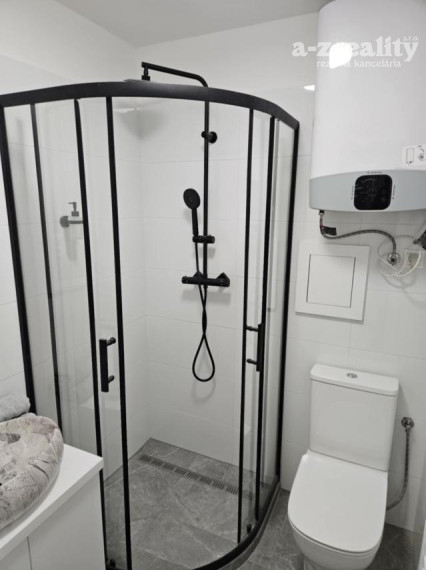 Pekný 1 izbový byt na prenájom v Komárne