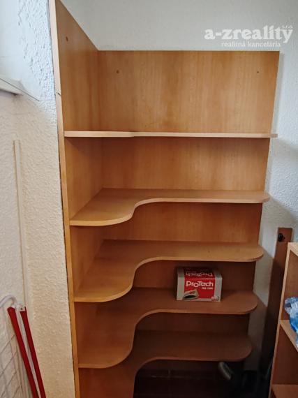 Zariadený veľký  2 izbový byt na prenájom v Komárne