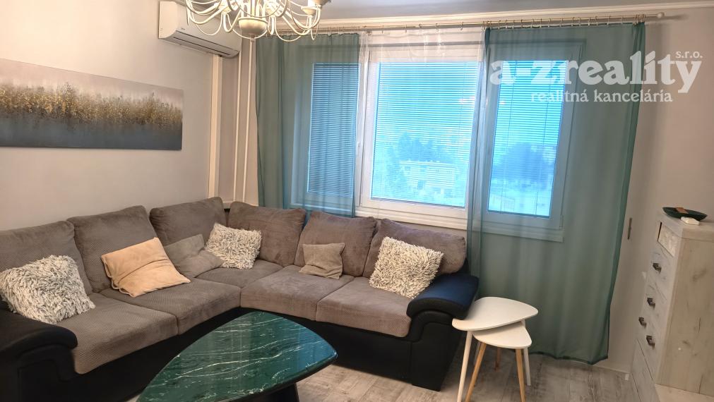 Na prenájom zariadený, zrekonštruovaný 3 izbový byt