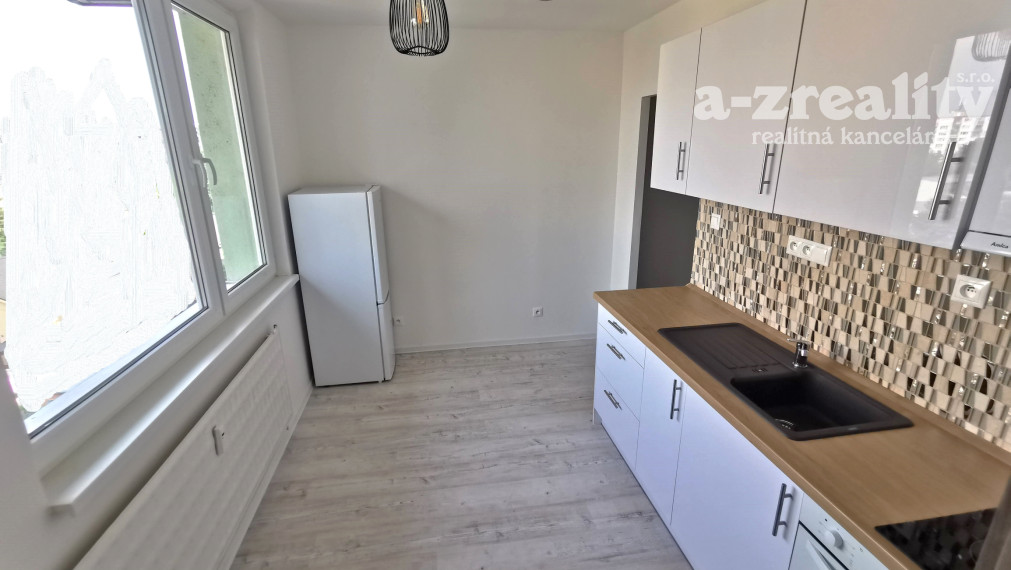 Na prenájom 1 izbový byt v Nových Zámkoch