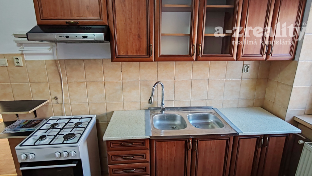 Prerobený 2 izbový byt na prenájom v Komárne