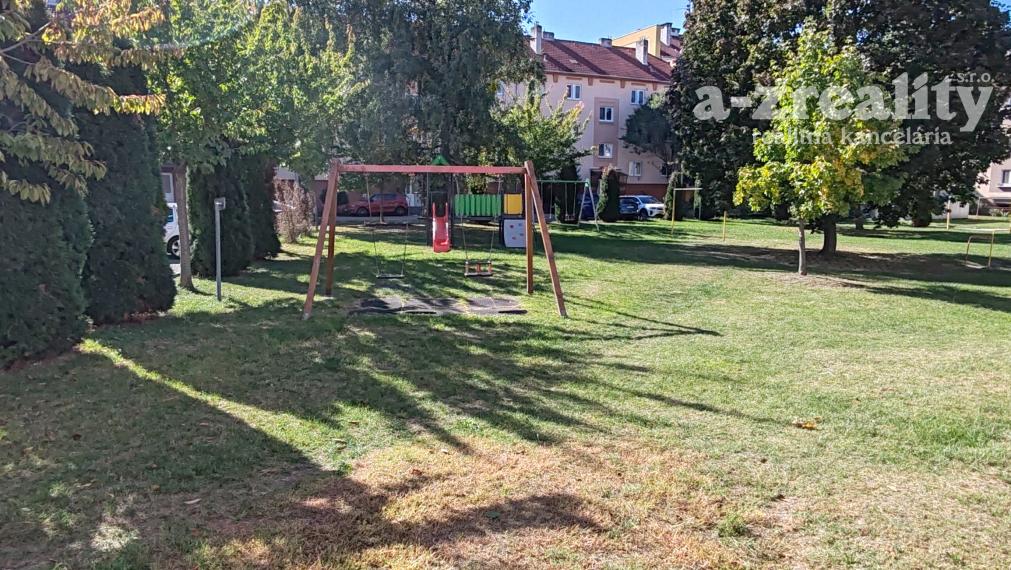 Prerobený 2 izbový byt na prenájom v Komárne