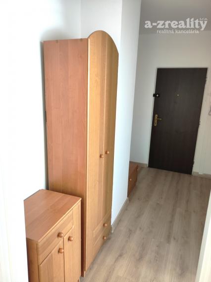 Na predaj 2 izbový byt v Nových Zámkoch