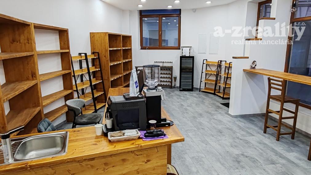 Veľký komerčný priestor na prenájom v centre Komárna