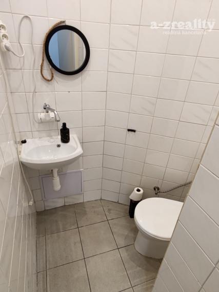 Veľký komerčný priestor na prenájom v centre Komárna