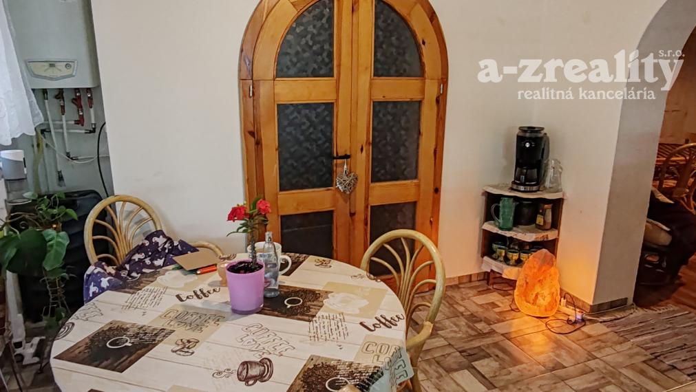 Rodinný dom so 4 izbami a terasou na predaj v Komárne