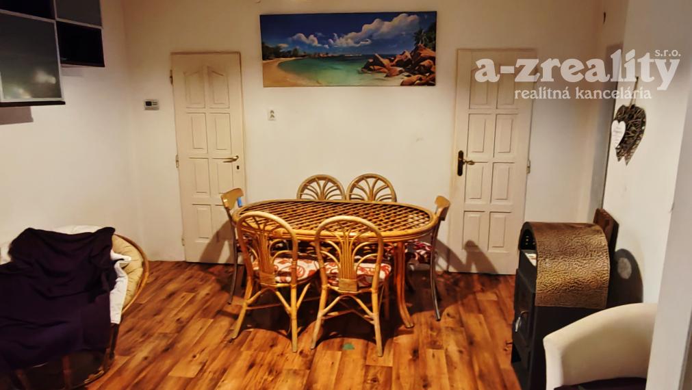 Rodinný dom so 4 izbami a terasou na predaj v Komárne