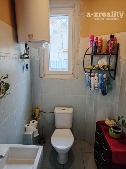 Rodinný dom so 4 izbami a terasou na predaj v Komárne