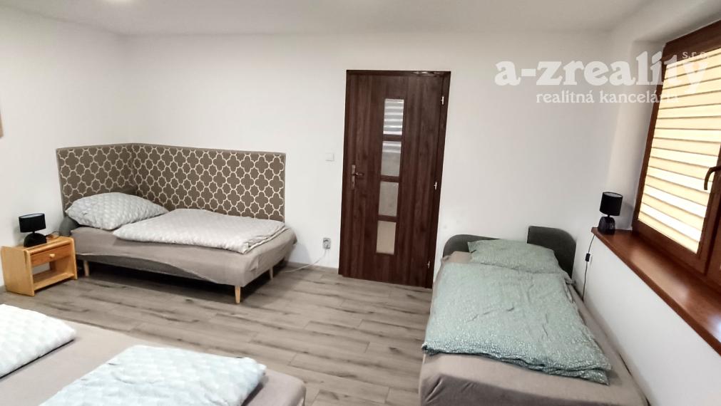 Na prenájom 3 zariadené byty v rodinnom dome v Kolte