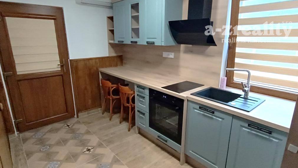 Na prenájom 3 zariadené byty v rodinnom dome v Kolte