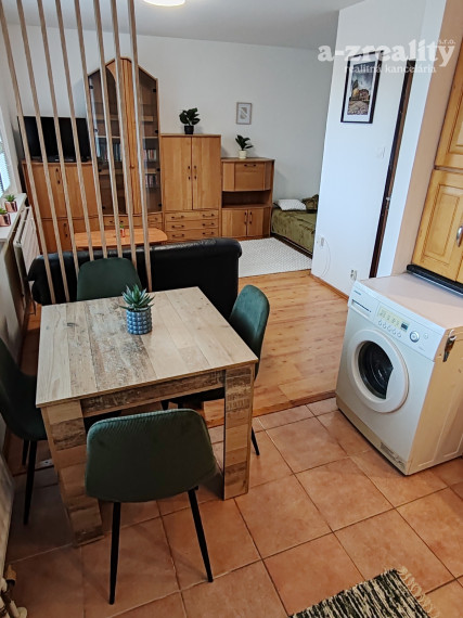 Pekný 1 izbový byt na prenájom na VII. sídlisku