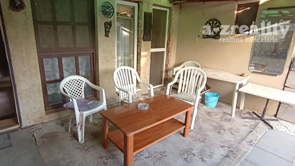 Na predaj rodinný dom s 2 byt.jednotkami v obci Andovce