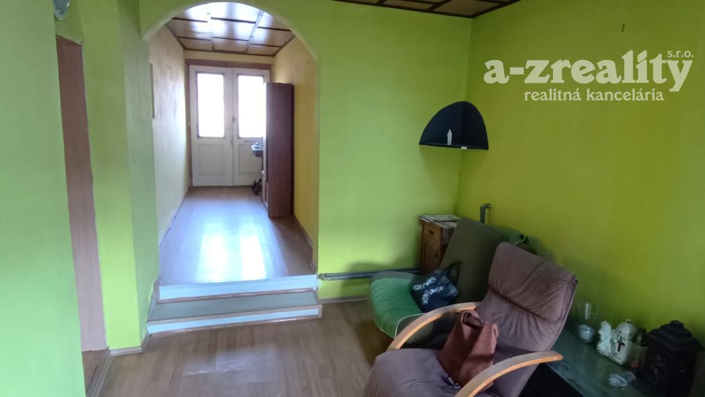 Na predaj rodinný dom s 2 byt.jednotkami v obci Andovce