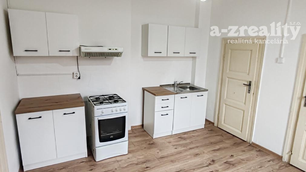 Komerčný objekt na prenájom v obci Šrobárová