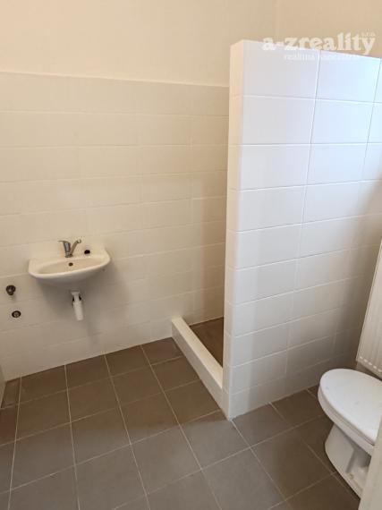 Komerčný objekt na prenájom v obci Šrobárová