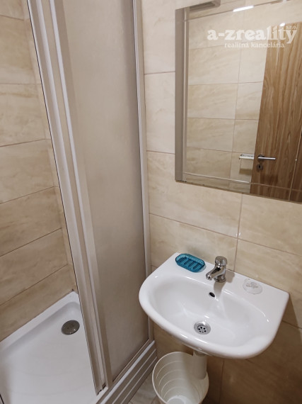 Na prenájom 3  izbový byt v Komárne